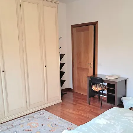 Tolle Economy Πανσιόν