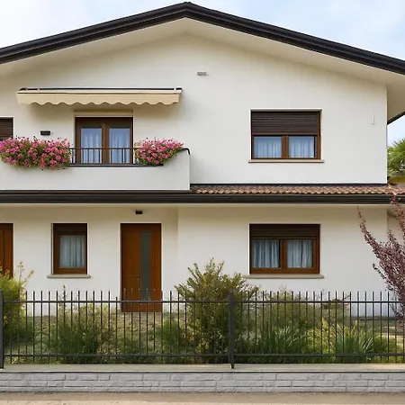 Tolle Economy Affittacamere *